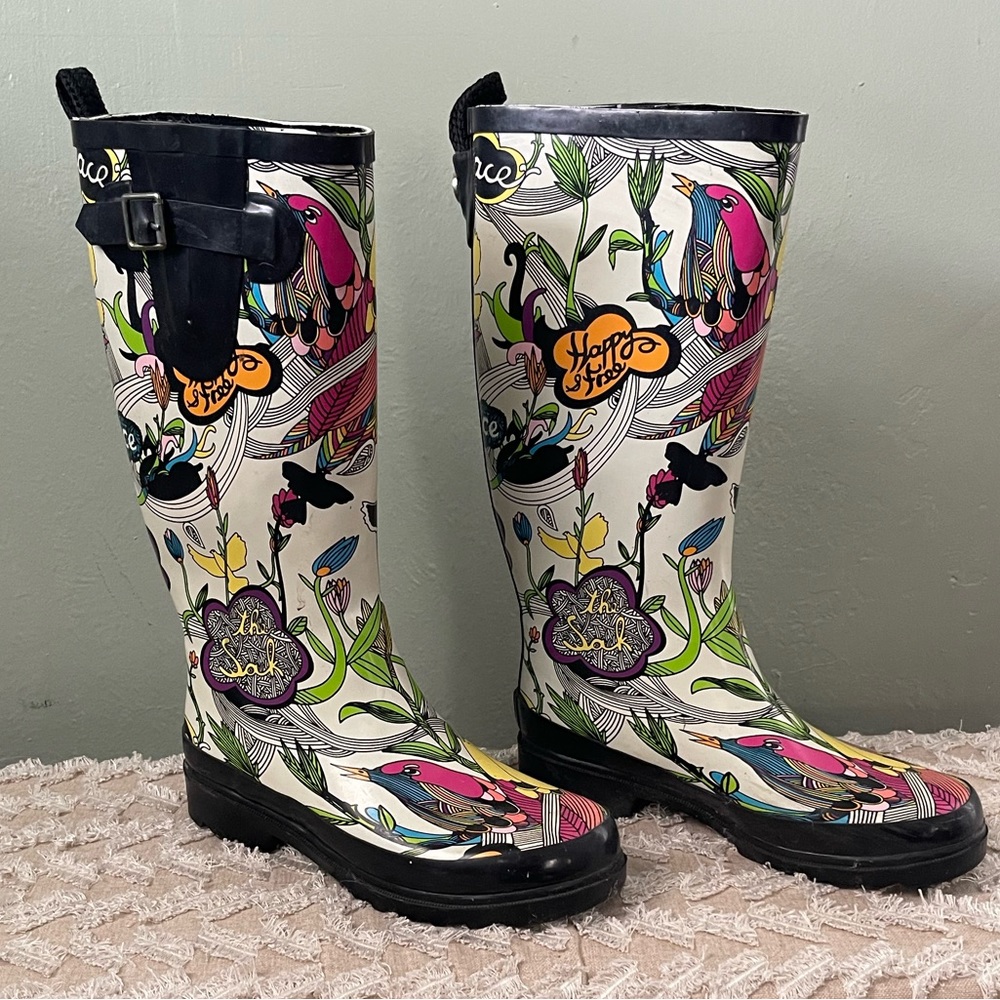 The Sak Rainboots
